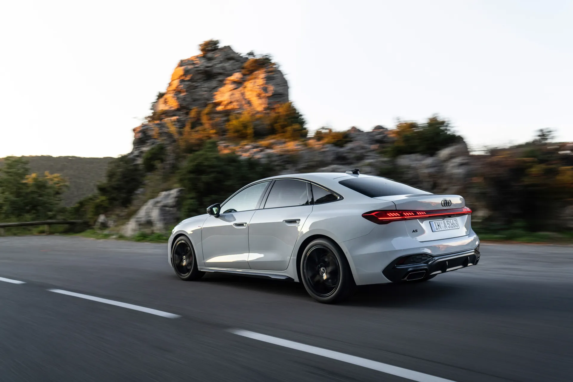 Audi A5 S line - Ảnh 8