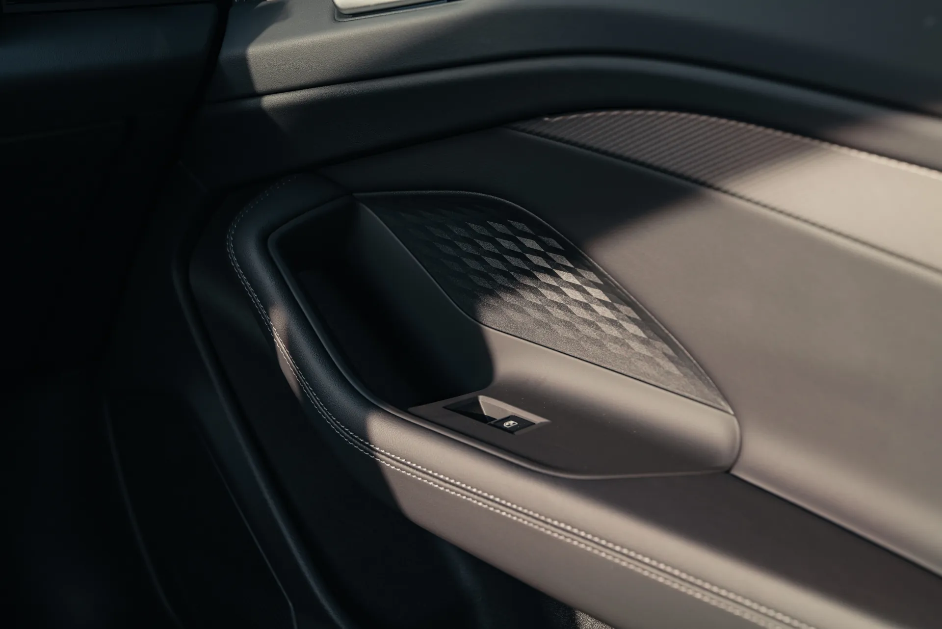 Audi A6 S line - Ảnh 26