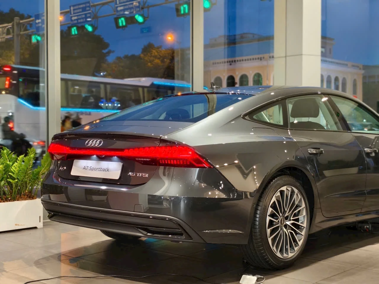 Audi A7 - Ảnh 6