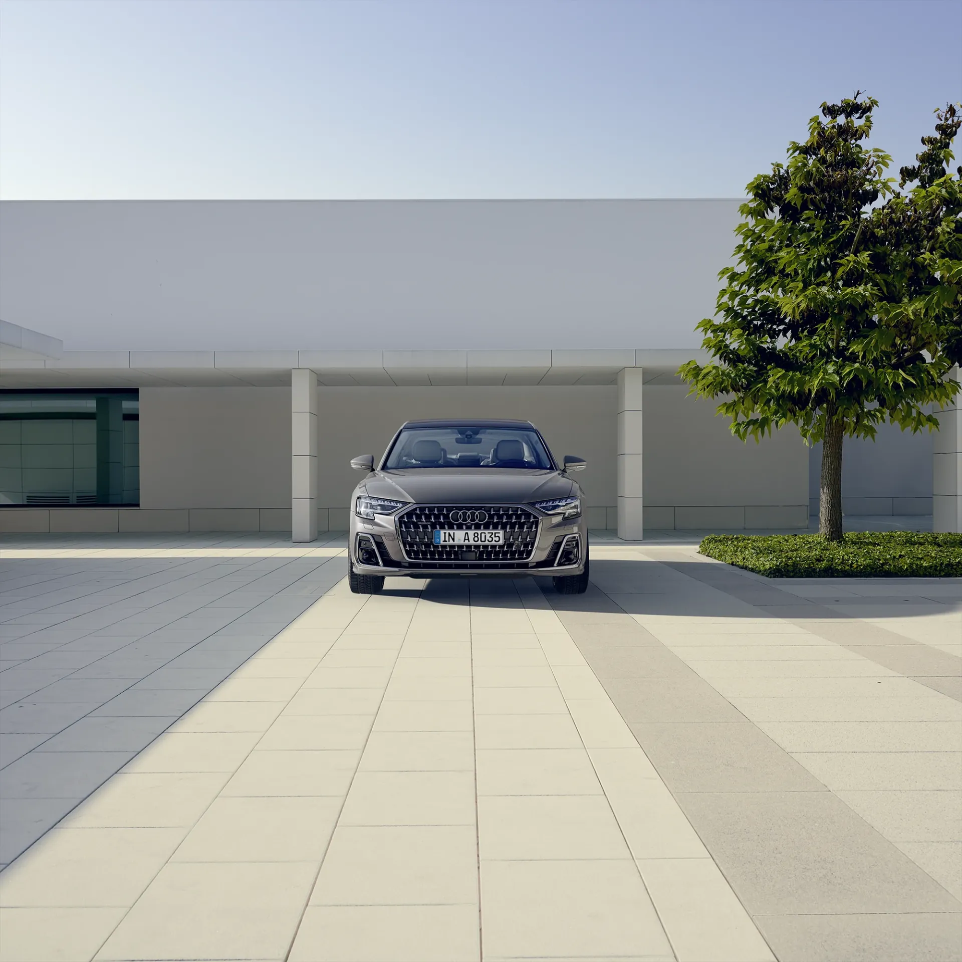 Audi A8 L - Ảnh 2