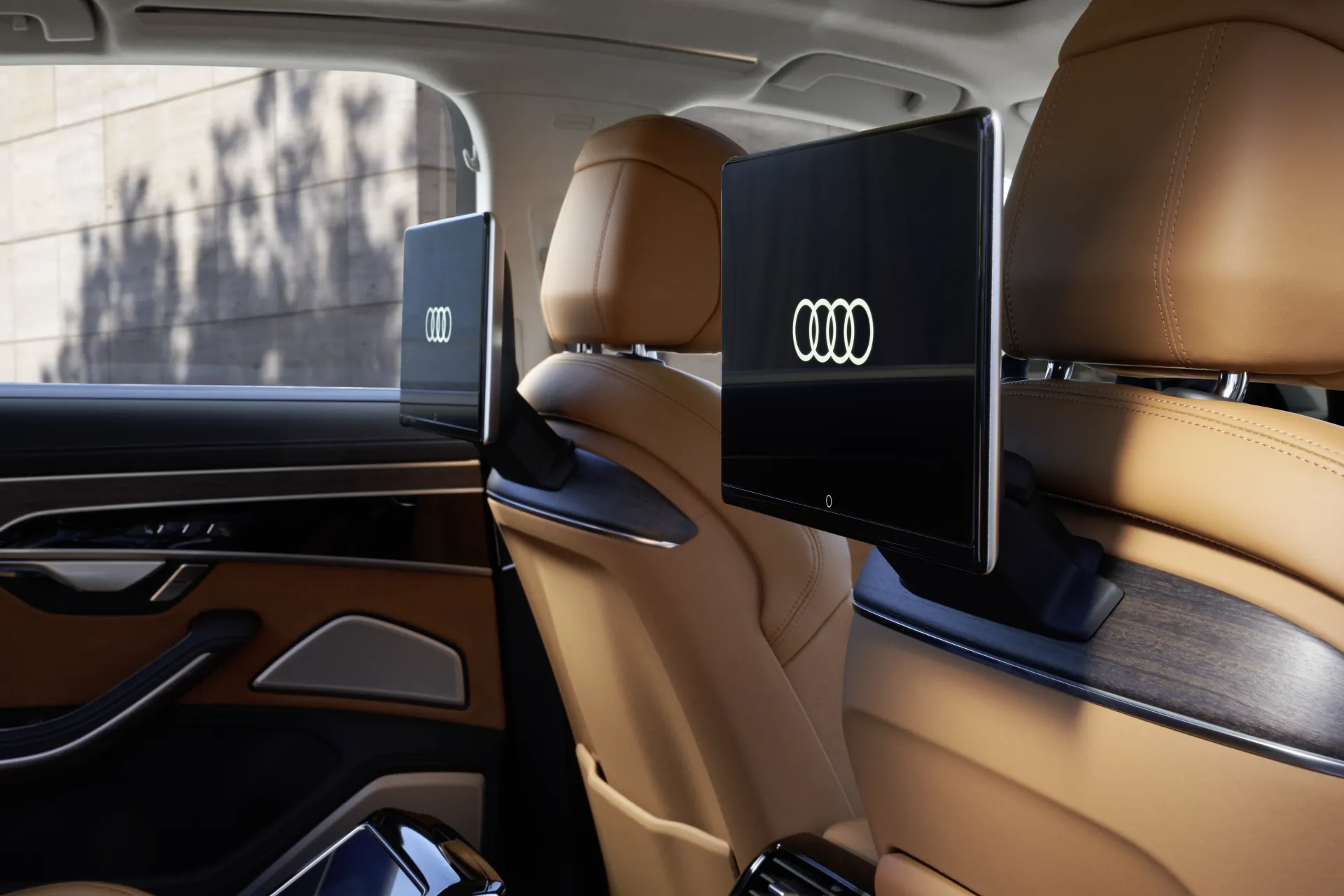 Audi A8 L - Ảnh 9