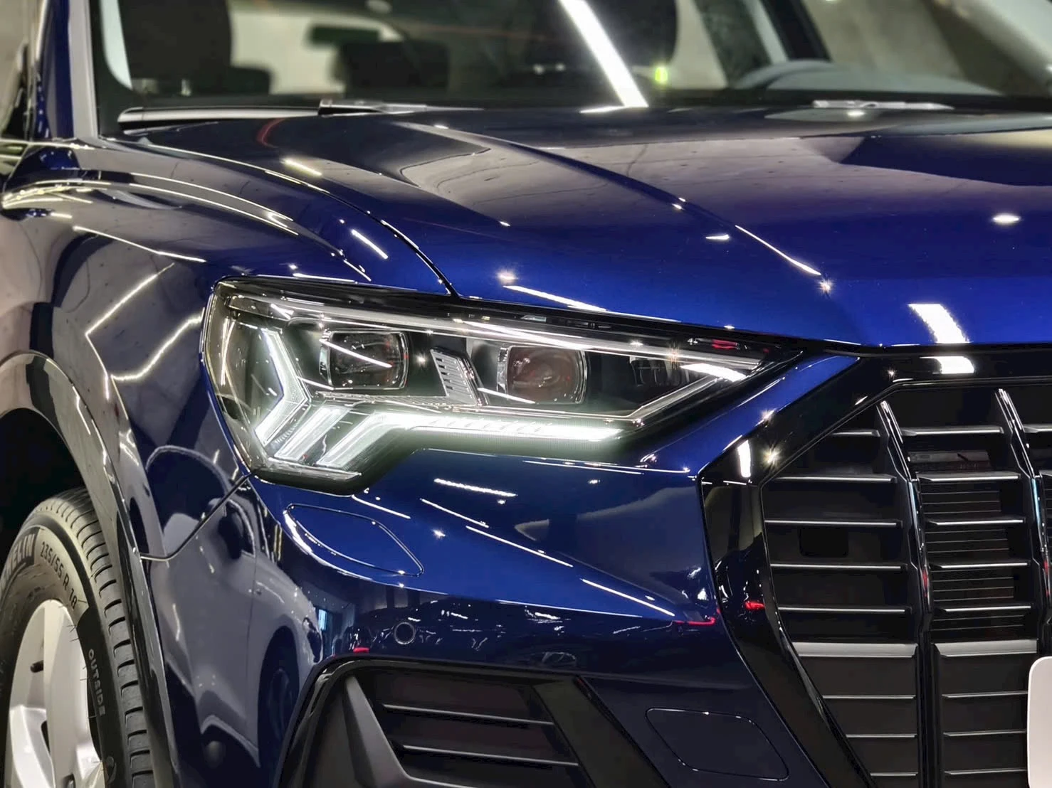 Audi Q3 SUV - Ảnh 2