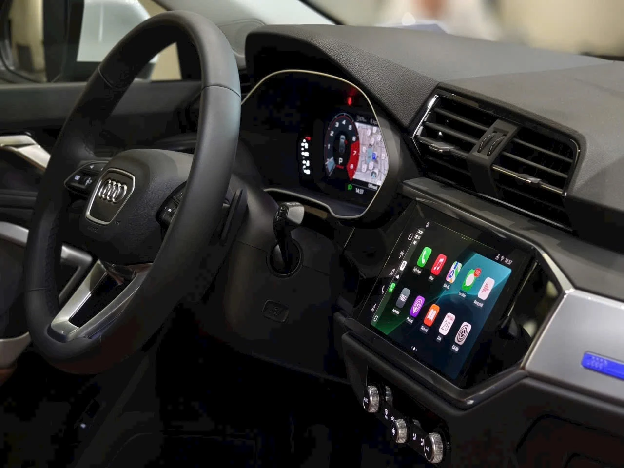 Audi Q3 SUV - Ảnh 8