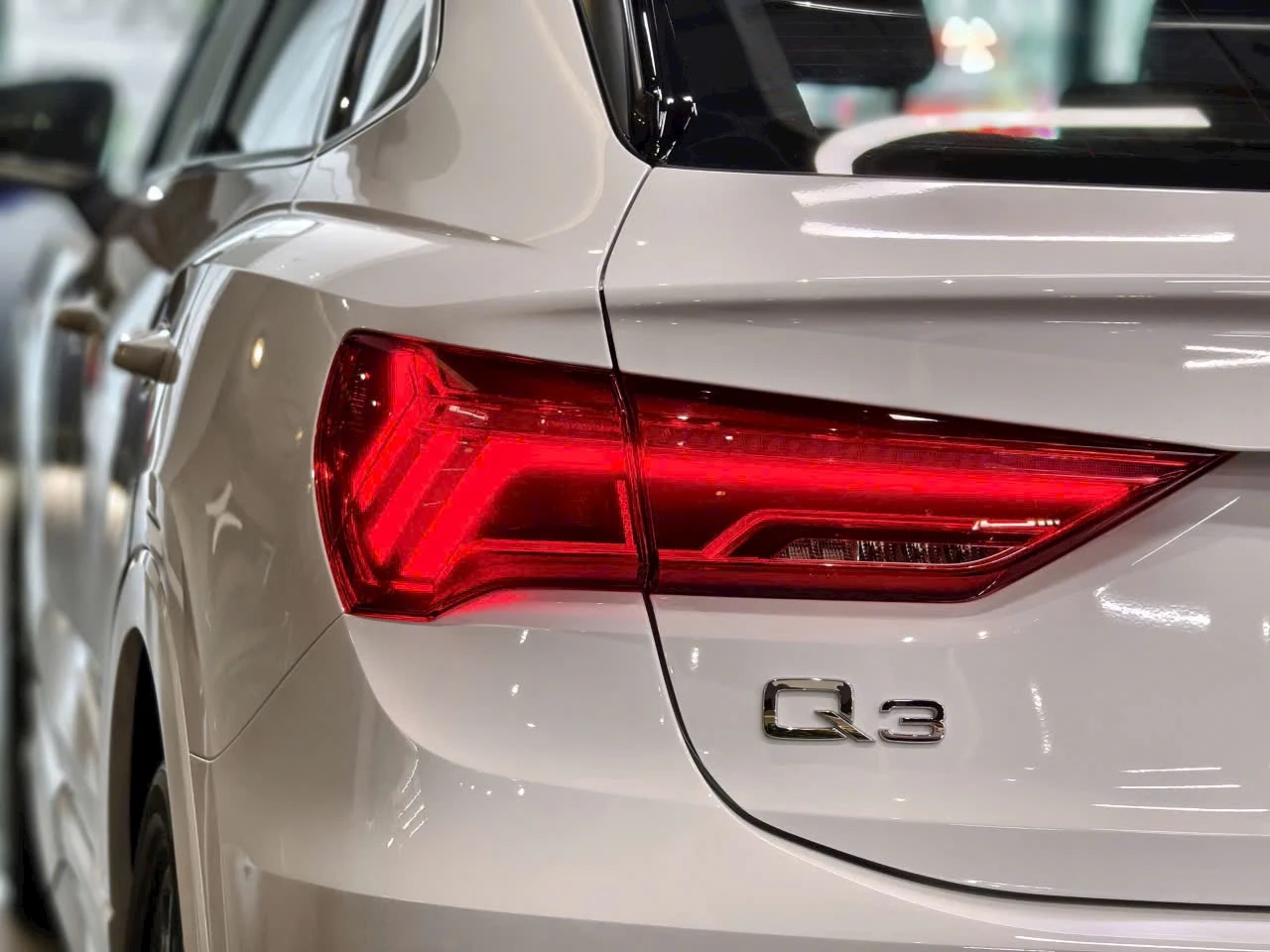 Audi Q3 SUV - Ảnh 13