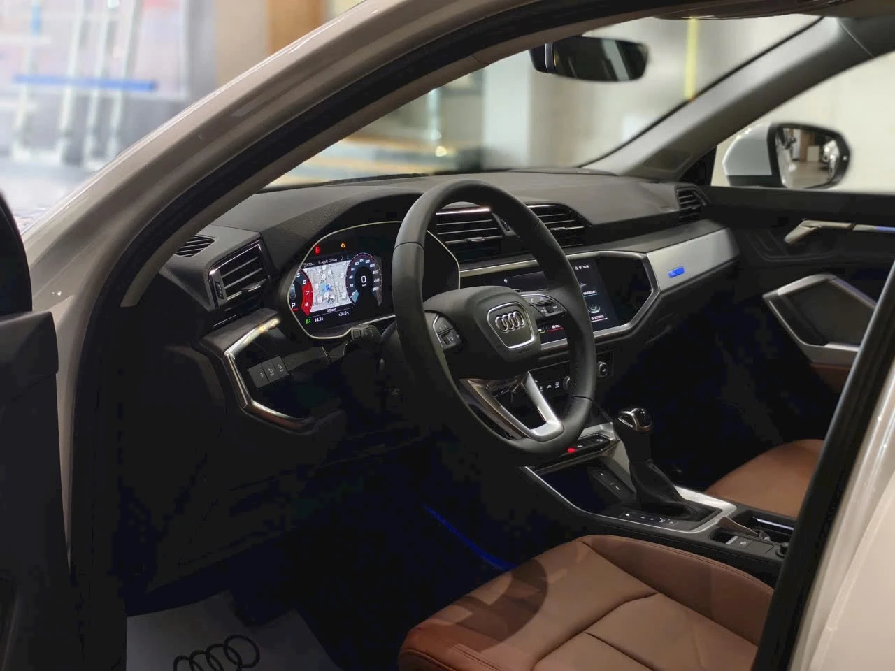 Audi Q3 SUV - Ảnh 16