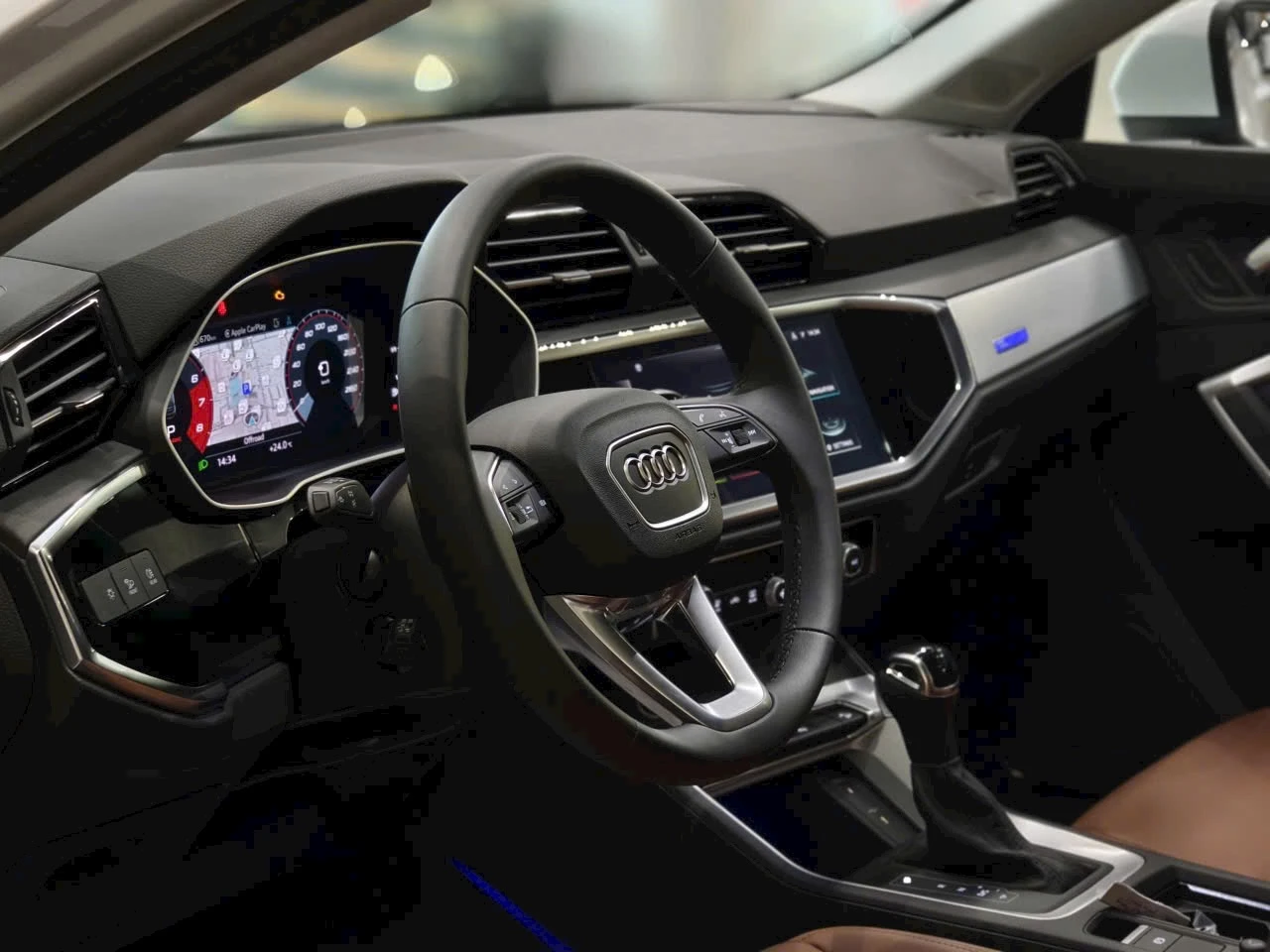 Audi Q3 SUV - Ảnh 17