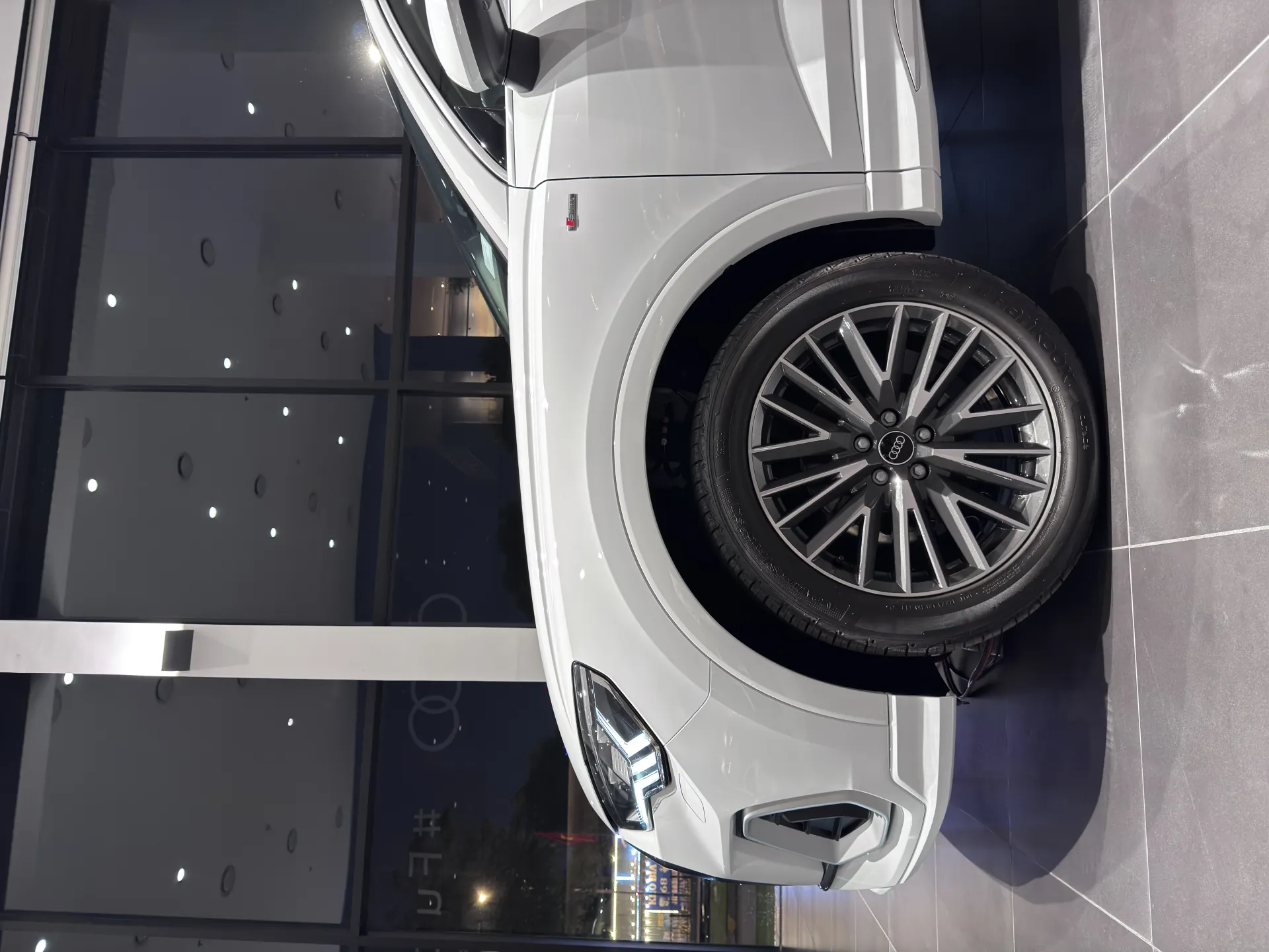 Audi Q3 SUV - Ảnh 25