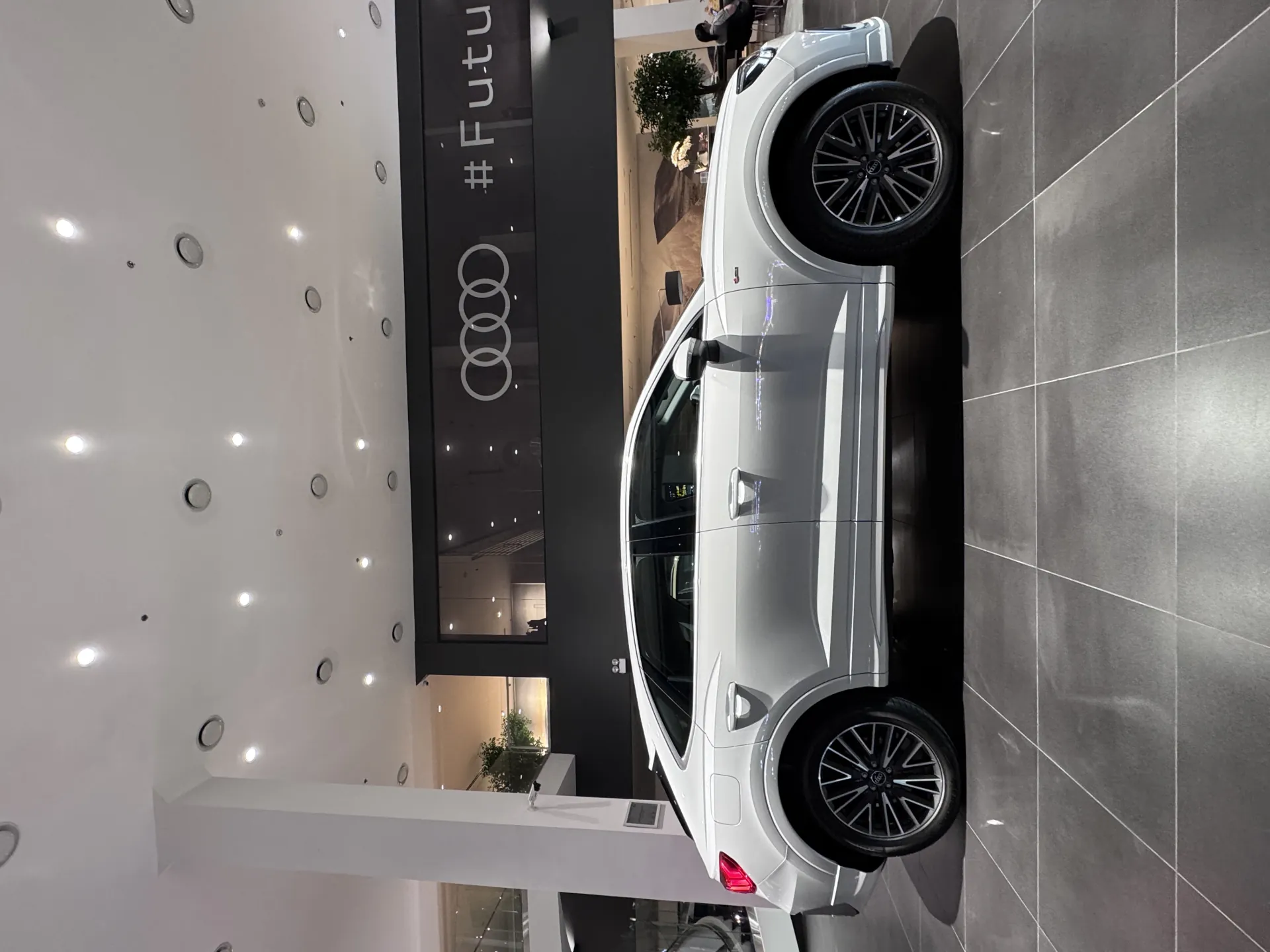 Audi Q3 SUV - Ảnh 27