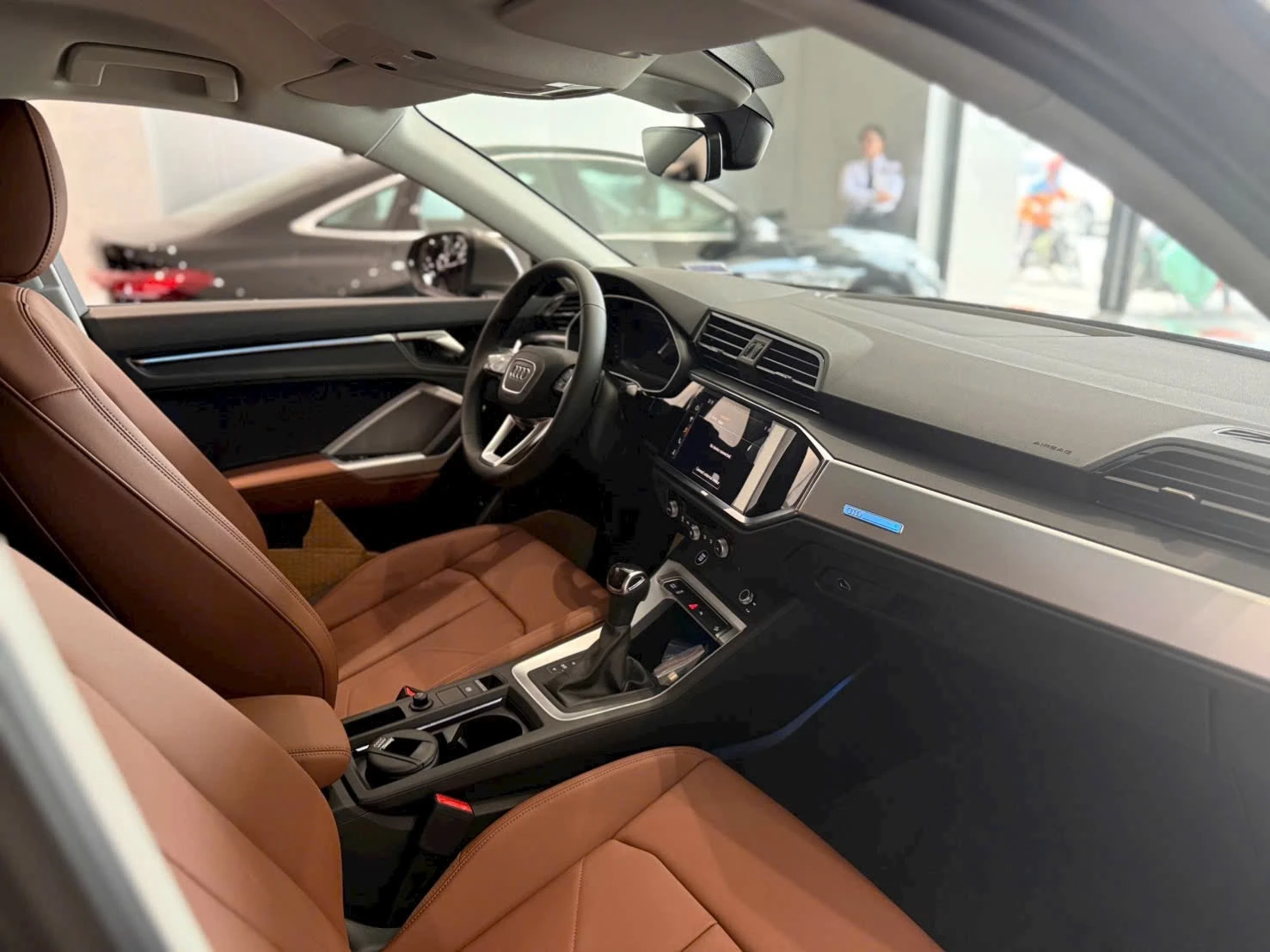Audi Q3 SUV - Ảnh 37