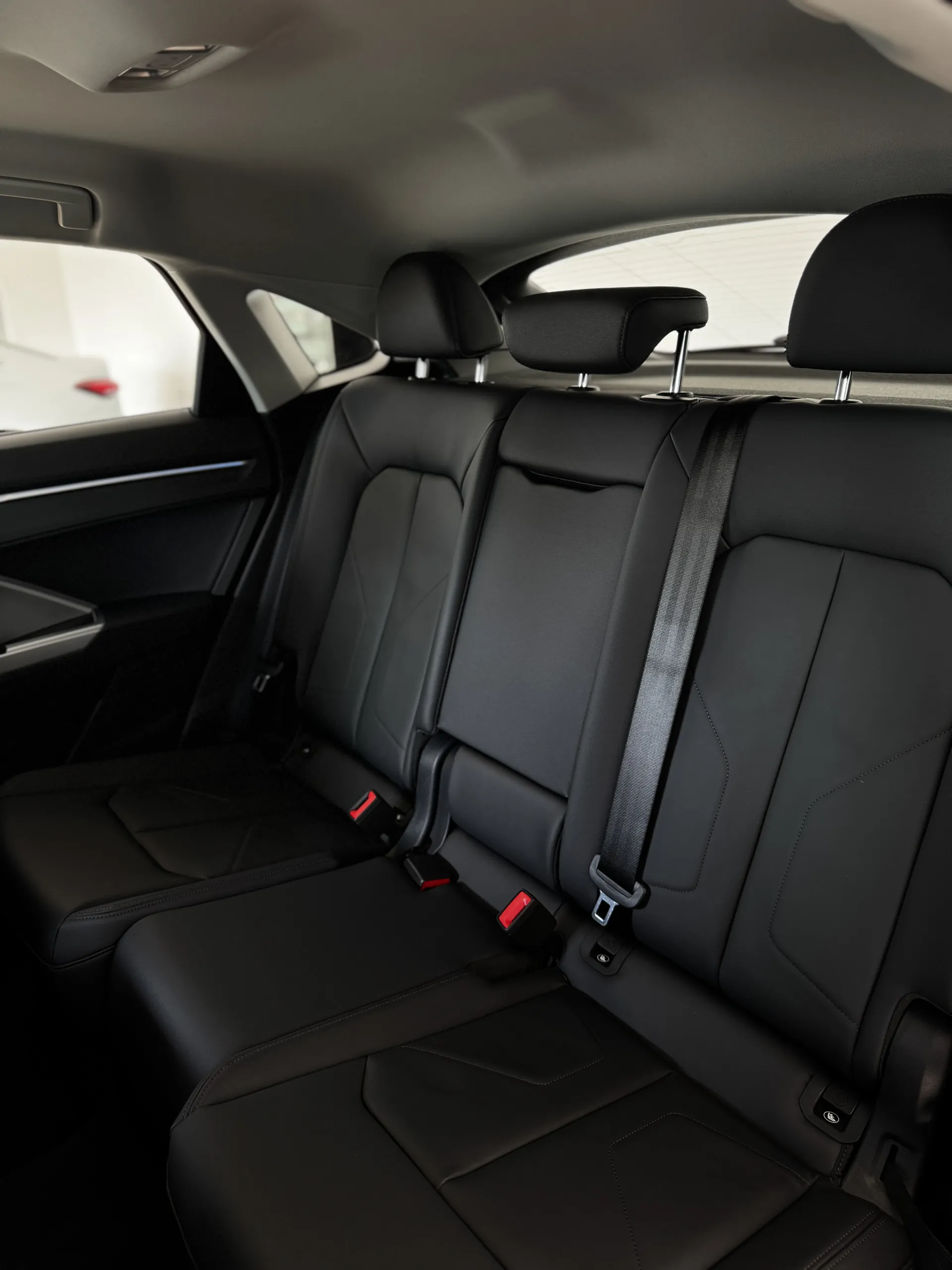 Audi Q3 SUV - Ảnh 63