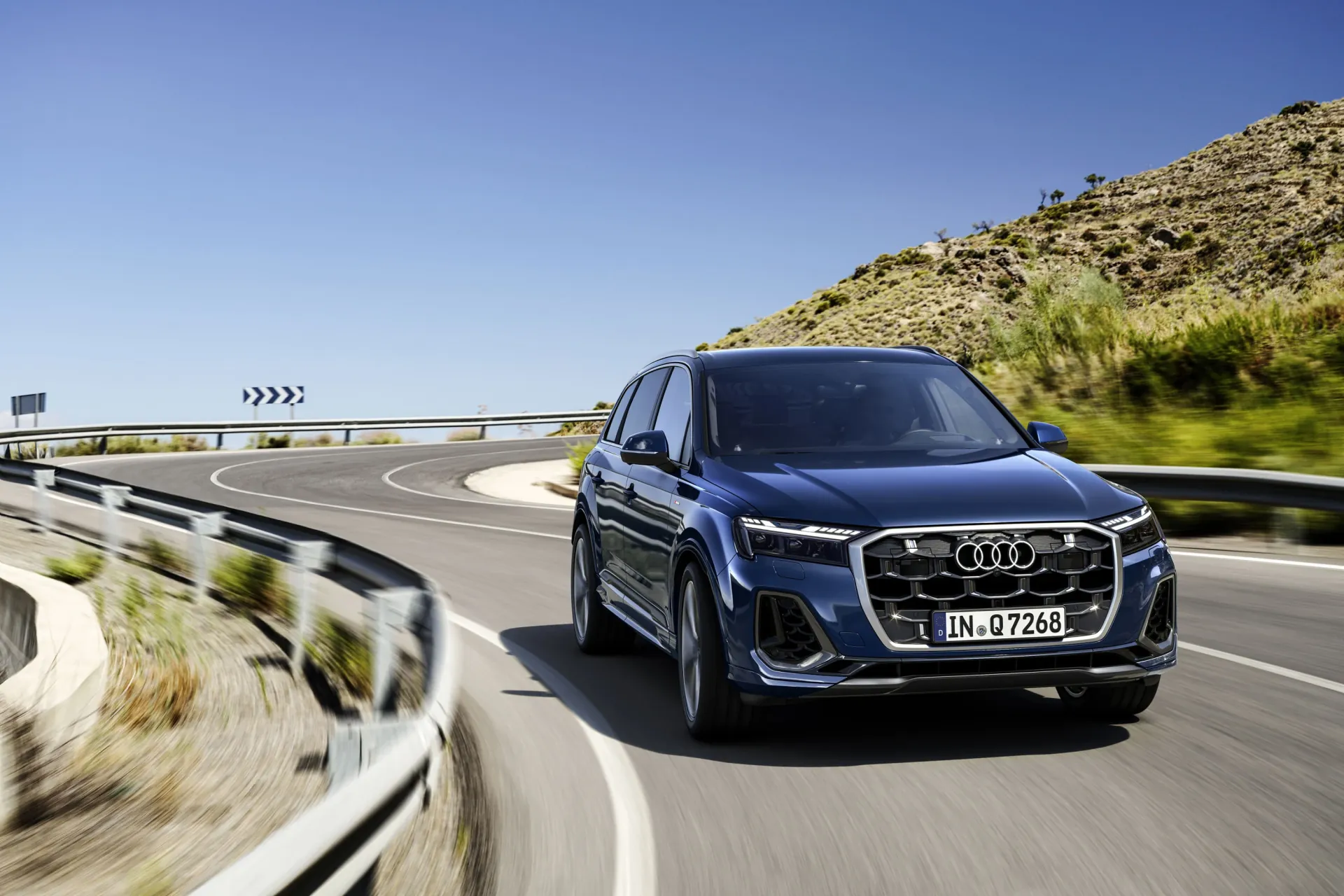 Audi Q7 - Ảnh 15