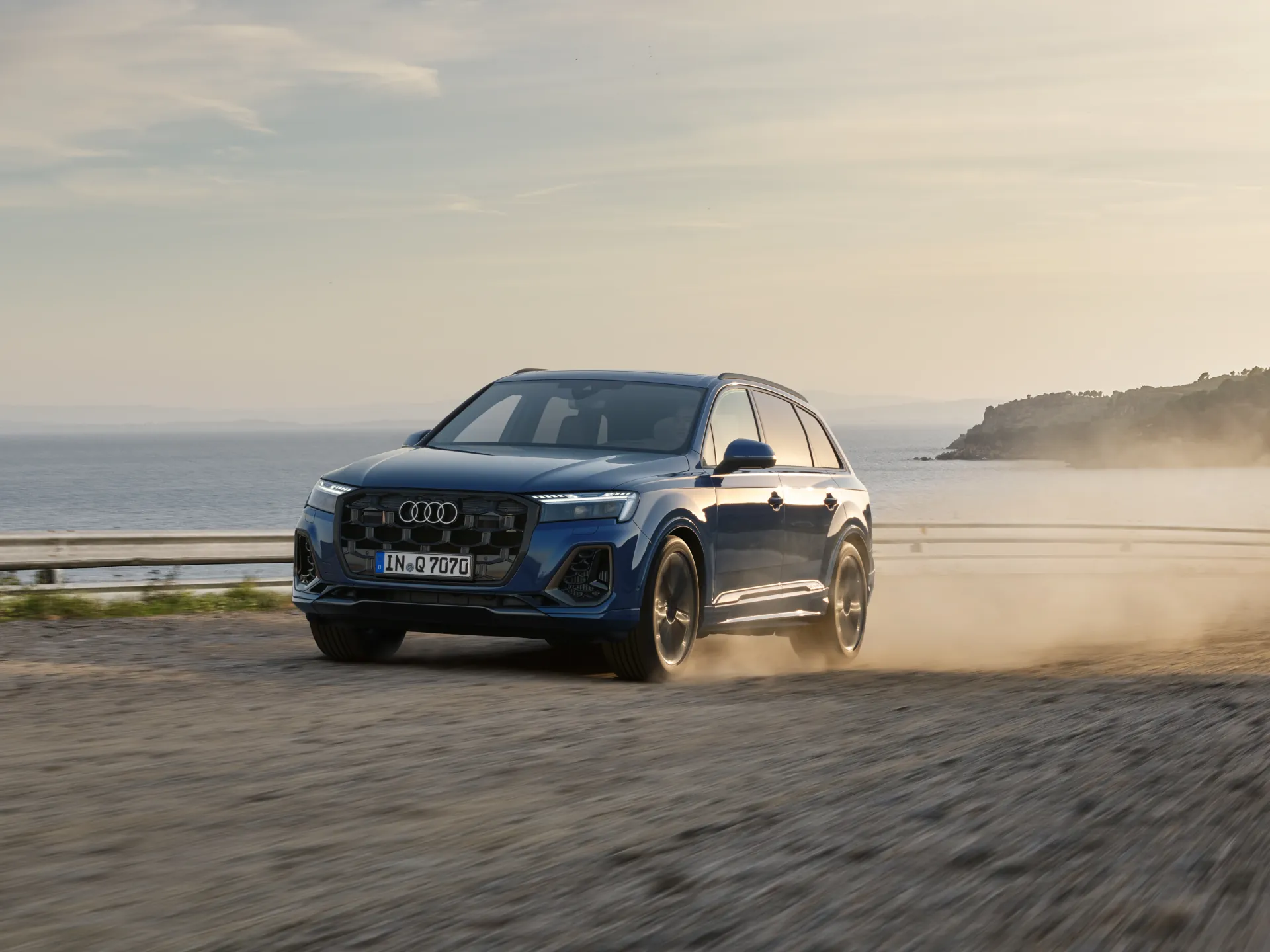 Audi Q7 - Ảnh 21