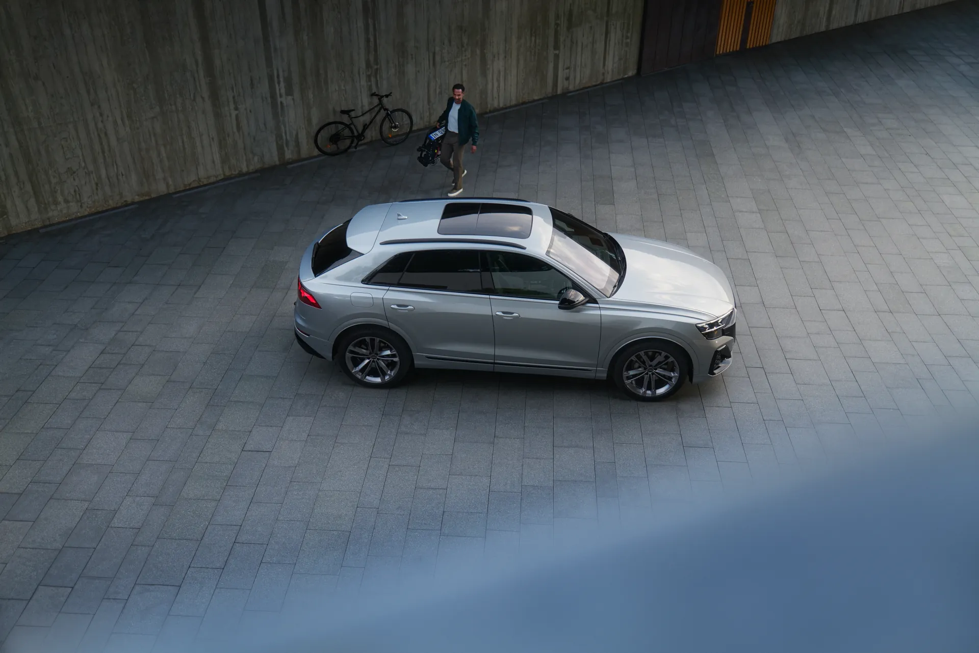 Audi Q8 S Line - Ảnh 8