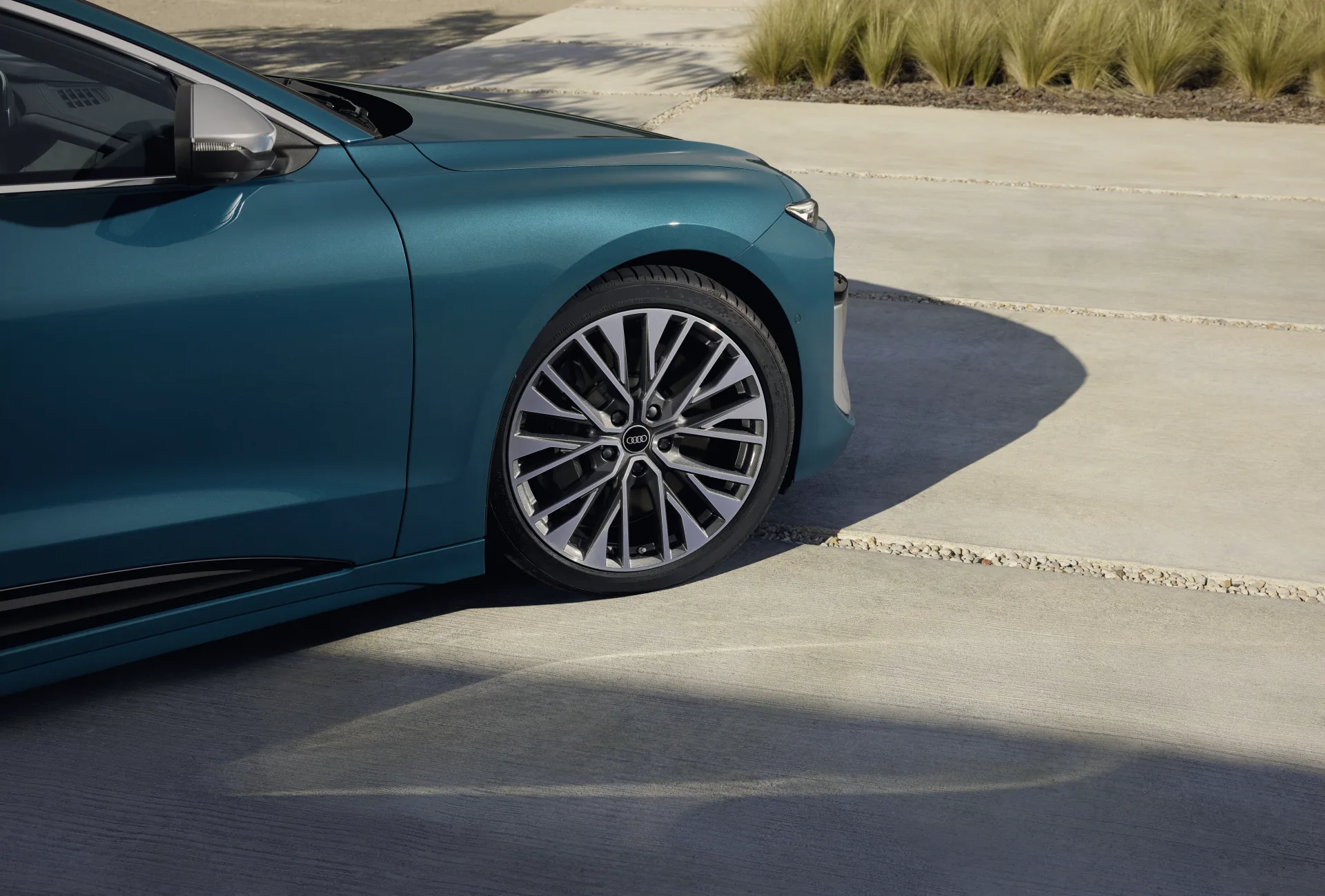 Audi S6 e-tron - Ảnh 2